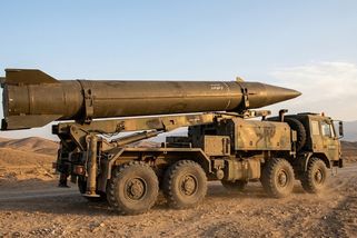 Íránské rakety najednou unikají obraně. V souvislosti s tím se objevuje se stále stejné jméno